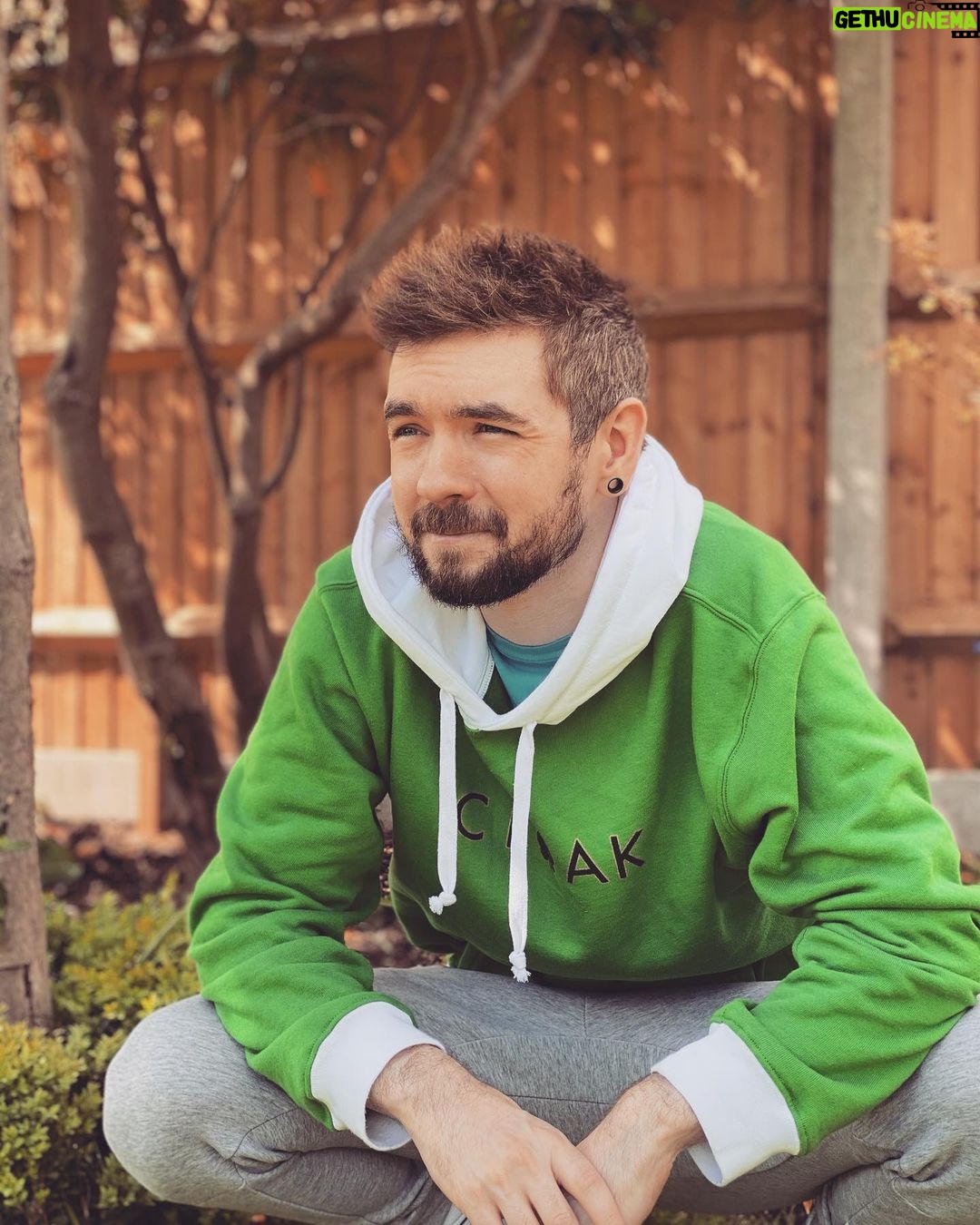 Seán McLoughlin - 495.8K Likes - The new Éire ☘️ collection designed by me from Cloak is now out.
Éire is Irish for Ireland and we wanted to make a collection celebrating my roots and heritage. We used Celtic symbols like Celtic Knots and the Celtic tree of life (Crann Bethadh). I really hope you like it, please share some stories or facts about your culture and heritage in the comments below! ☘️