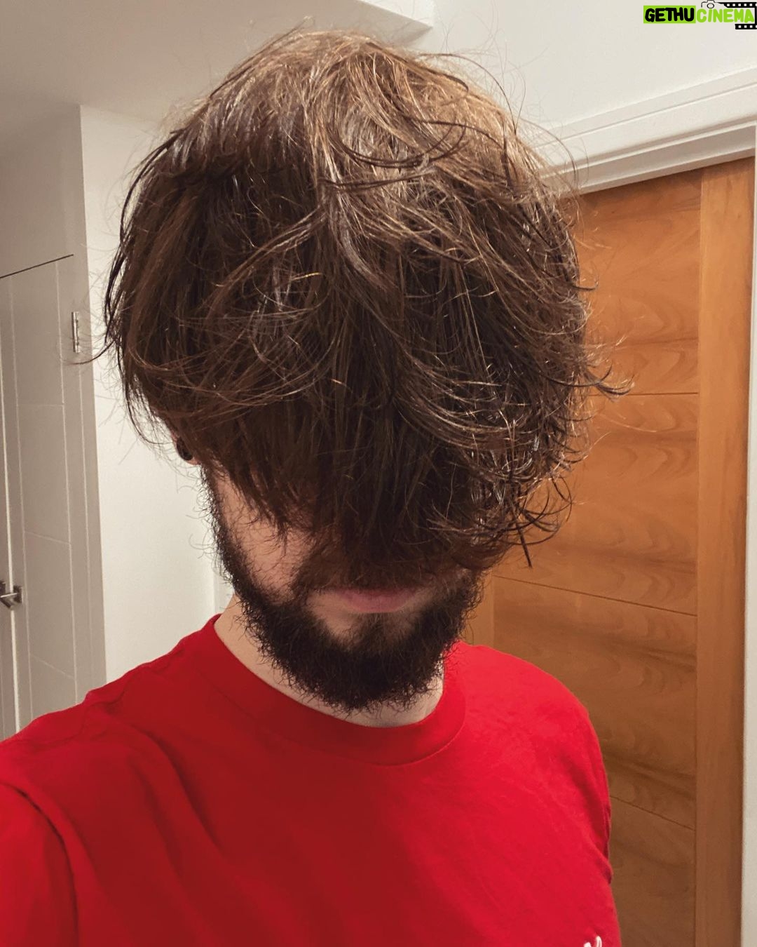 Seán McLoughlin - 497K Likes - TOMORROW! I will be streaming all day to raise money for Thankmas! My goal is to hit $500,000 and if we hit that goal, I will dye my hair green again!
So if you want green hair back you better DONATE!