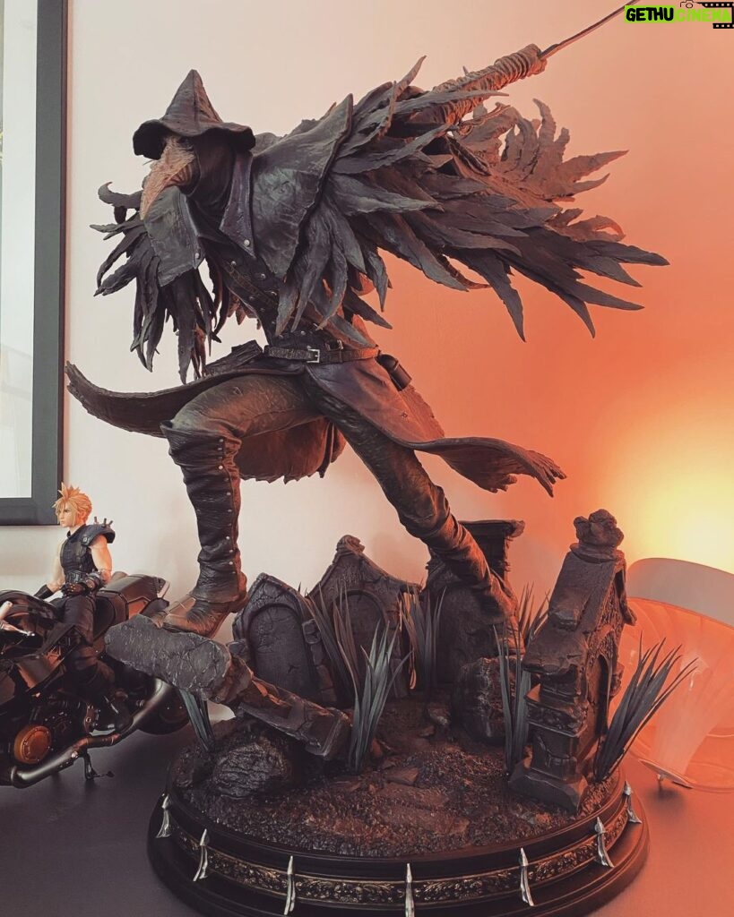 Seán McLoughlin Instagram - Got some really cool Bloodborne statues recently!