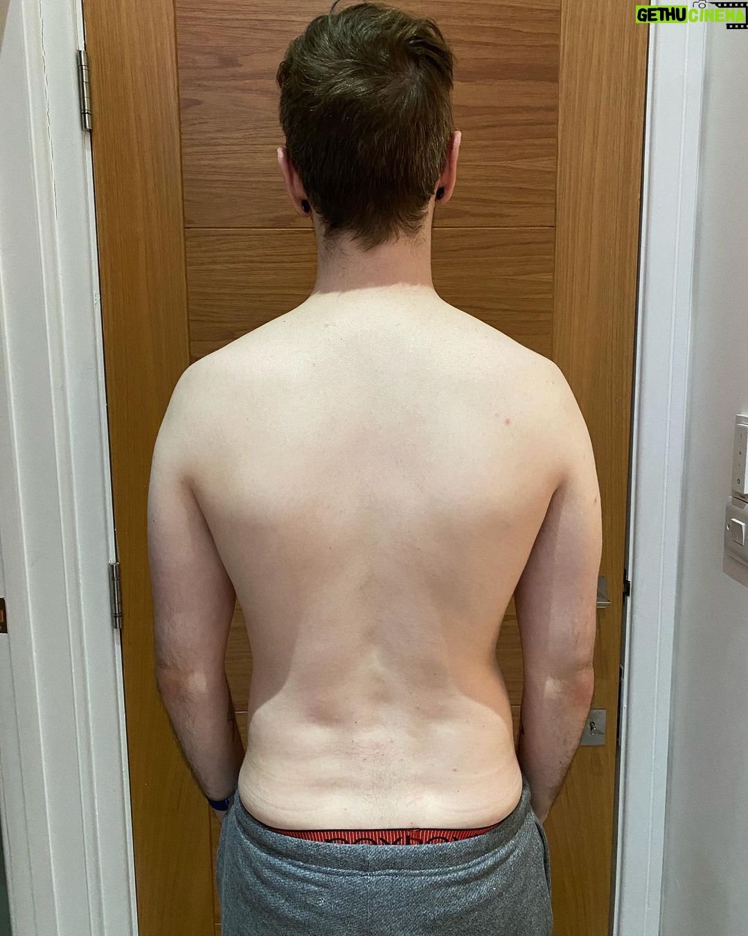 Seán McLoughlin - 813.9K Likes - Been working out everyday again for the last 2 months as a lockdown challenge with a friend. Some progress pics! 