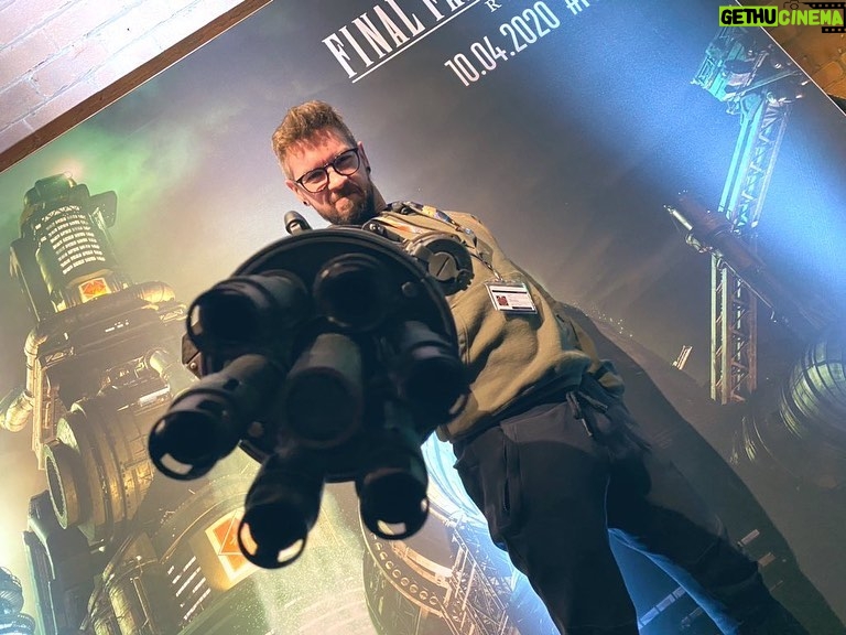 Seán McLoughlin Instagram - Final Fantasy VII remake hype! Thank you for inviting me to the event Square Enix