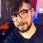 Seán McLoughlin Instagram - “ Yeah that’s awesome man I’ll see what you guys think 🤔 “ I let my autocomplete write this caption for me...