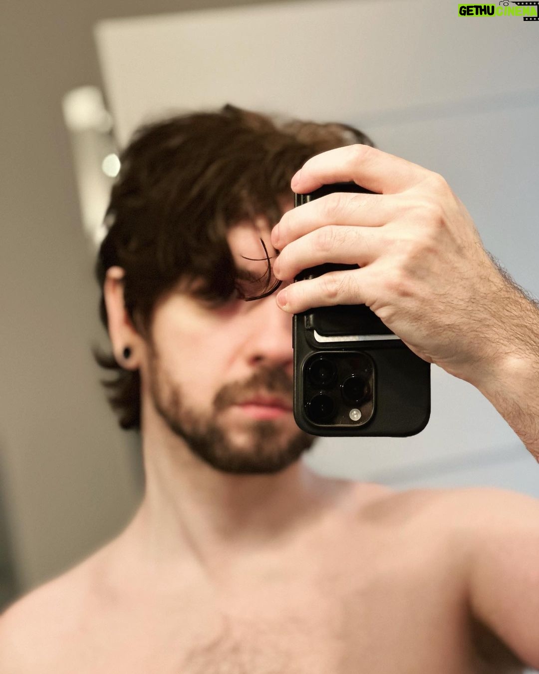 Seán McLoughlin - 474.1K Likes - Hi