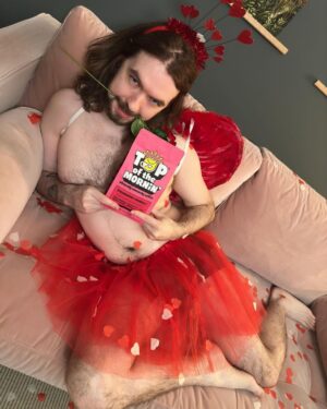 Seán McLoughlin Instagram - No one does promos for coffee like we do ❤️❤️

Strawberry Crumble out now!