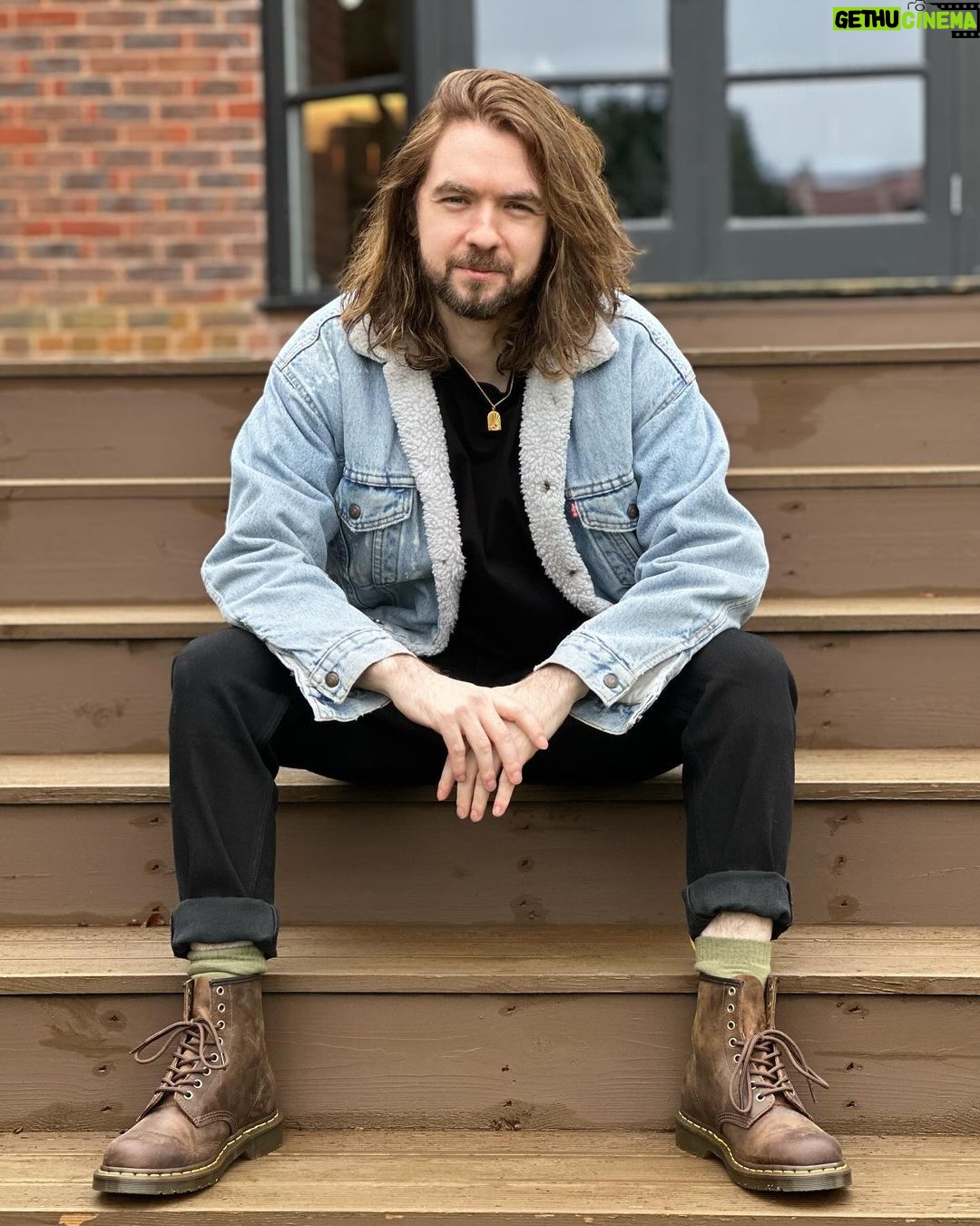 Seán McLoughlin - 421K Likes - 34! 🥃