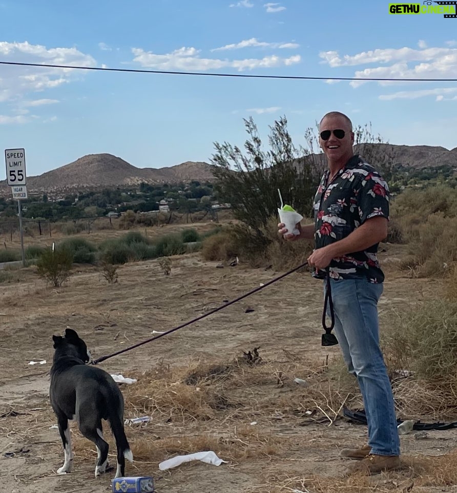 Sean Carrigan Instagram - High desert action 🌵