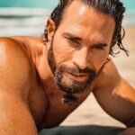 Sebastián Rulli Instagram - La vida pasa… así que pasemos tiempo con ella!! #positivevibes #lifestyle #solyplaya #paradise #love 📸 @angeliqueboyer ♥️💯 Samora Luxury Resort