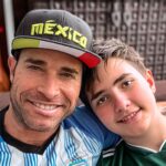 Sebastián Rulli Instagram - El amor por Mexico y Argentina hoy se hacen presentes, en este día tan importante donde se juegan pasar a octavos de final. El Mundial es motivo de festejo y Union!! Que viva el deporte y la pasión. #santitime #vivaMexico #vamosargentina #futbol #mundial #qatar #fatherandson Amor y Pasión