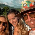Sebastián Rulli Instagram – Gozando de la Amor y la Amistad!! Que mejor manera de disfrutar la vida?
Los queremos muchooooo @fernandacga @erikhayser y #Liam !!! 
#happyweekend #friends #familia #love Avándaro, Valle De Bravo