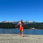 Sebastián Rulli Instagram - Un consejo: Nadie vendrá a salvarte. Levántate y sé tu propio Héroe. #motivation #lifestyle #noterindas #tupuedes #saldetuzonadeconfort #behappy Villa La Angostura-Patagonia