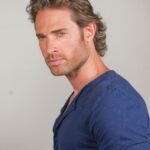 Sebastián Rulli Instagram – Hoy se cumplen 10 años del estreno de la Novela “Lo que la Vida me Robó”. Una historia fuertísima y apasionante que disfruté como ninguna otra. 
Alejandro Almonte… de los personajes favoritos en mi carrera. 
El elenco seguimos conectados y activos en un chat que amo y disfruto mucho. Esa vibra entre todos fue la magia que contagió al público.
Y obvio la pareja entre Montserrat y Alejandro fue algo que nos ayudó a conocernos más como compañeros a Angy y a mi y nos impulsó a  hacer teatro juntos y luego…. Todo comenzó entre los 2❤️❤️❤️❤️.
Recordar es volver a vivir!! #quebonitoeslobonito #10años #loquelavidamerobo #telenovelafavorita #montserratyalejandro Lo QUe La Vida Me Robo
