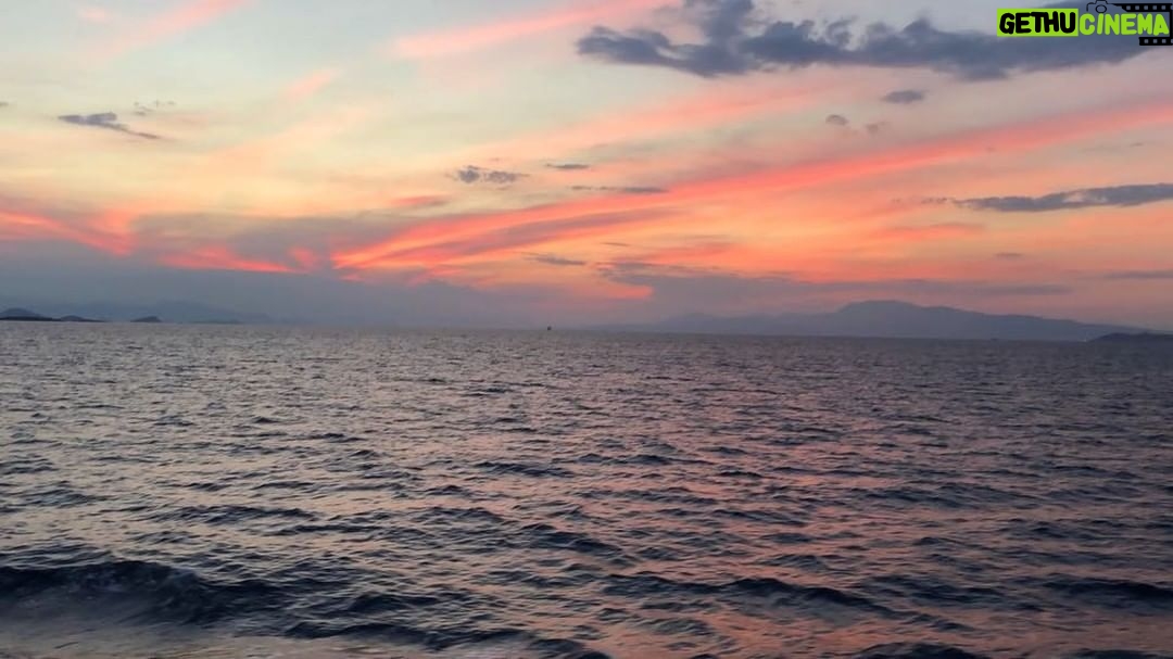 Sebastian Stan Instagram - Time flies, too precious, can’t waste it... #mondaythemovie 🇬🇷