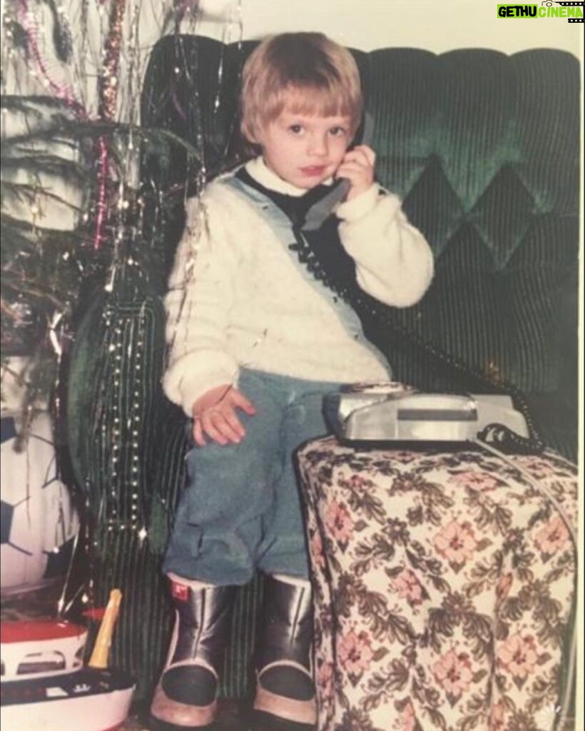 Sebastian Stan Instagram - In 1986, I ran a small business in Romania. By phone. On an analog system. On Christmas, I was still working… #entrepreneur #epocadeaur #romania