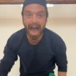 Sebastian Stan Instagram – @donsaladino they’re not CRISP ENOUGH, Don. They’re not!!! The form breaks near the end, gotta go deeper. BIGGER STRETCH. @laurasomers70 sending love.

P.S. @hemingwaytoby good luck with your peanut butter pull up challenge.