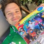 Sebastian Stan Instagram - Thank you @somosnupa for my Christmas present!! ❤️🎄🙏🏻 (I was trying to find the right light of course 🤦🏻‍♂️)