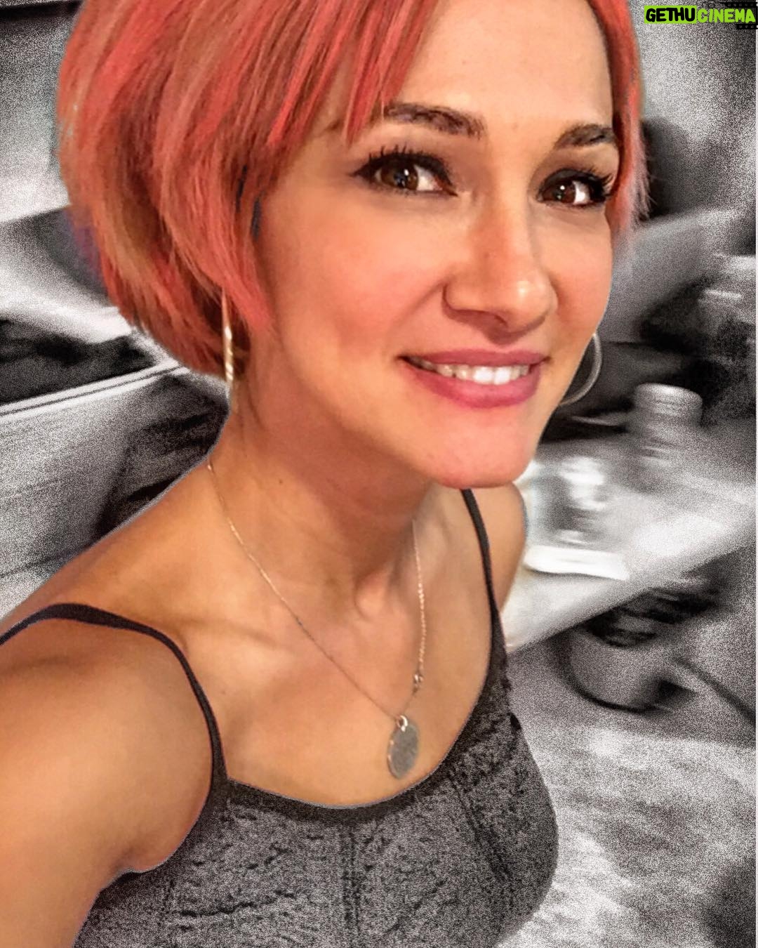 Seda Demir Instagram - Kendi gözlerinde özlediklerini görenlere İyi gecelerrr ozmn