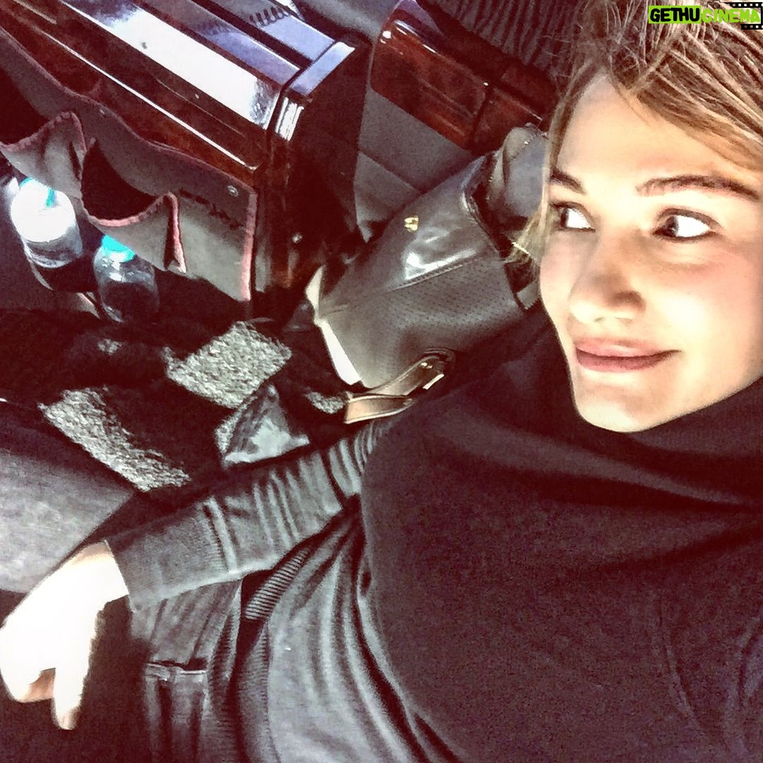 Seda Demir Instagram - #Turne #yolcuları ☺️ #Akşam #8 #de #Eskişehir #Zübeyde #Hanım #Kültür #merkezindeyiz