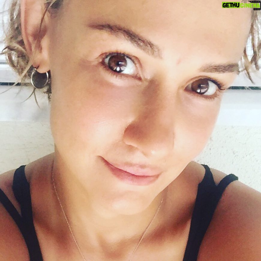 Seda Demir Instagram - Yüksel ey güzel #güneş 🌞öldür şu kıskanç ayı ...(#shakespeare )
