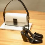Seika Furuhata Instagram - ⠀ @fendi 表参道店がリニューアルして初めておじゃまさせて頂きました♡ いつも前通るとすっごくいい香りがするんだよね☺️🪷 2023年ウィンターコレクションのアイテムとっても上品で可愛かった💕 また来年のコレクションも楽しみだなぁ~♪ #PR#FendiWinter#FENDI