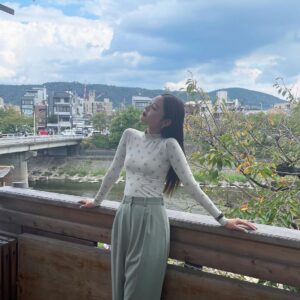 Seika Furuhata Instagram - ⠀
今日20:00〜京都 VLOGアップするよ🥰👍

ホテルも京都フードも街並みも
全部最高だったぁ~☺️✨　

次はどこ旅しようかなぁ？？💕

#京都#vlog#観光#京都カフェ#京都グルメ#youtube#ootd#vivi#深夜のうららちゃん#小夏