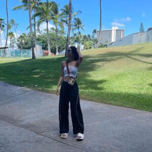 Seika Furuhata Instagram - ⠀
#hawaii 

湿気もなくて日本より涼しい🌺

パワーチャージ☺️✨

#waikiki#ootd#travel#日常