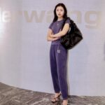 Seika Furuhata Instagram - ⠀ @alexanderwangny 2月13日まで伊勢丹新宿店本館で開催されている、alexanderwangのリゾートコレクションのポップアップに 遊びに行って来ました♪ 代表的なキラキラアイテムとっても可愛いし、 大好きなスウェットアイテムもツボでした☺️✨✨ あと新作の大きめバックもトレンド感満載で 素敵だったなぁ~♪ #PR #alexanderwang