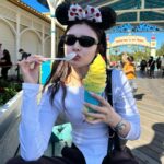 Seika Furuhata Instagram - ⠀ LA VLOGアップされたよぉ🥰🫶 人生初の海外ディズニー🐭🏰 チケット予約が本当にむずすぎて全部ニコがやってくれた🥹🙏 ありがとう泣、、、、、 そのお陰でスムーズに アトラクション乗れて最高に楽しかったぁ🫶 #la#vivi#disneyworld#trip Disney California Adventure Park