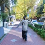 Seika Furuhata Instagram - ⠀ 休日のお出かけ~♪ この日はうちらが大好きな鰻を食べに行ったら 紅葉が綺麗でなんかめっちゃ得した気分☺️🍁 安定に鰻はテカテカで綺麗だし 美味しすぎた🥺🙏 ご飯食べる前は血糖値をがん!ってあげたくないから必ず酵素を摂取する用にしてる🙆‍♀️✨ 粉末タイプだからお水ですぐ溶けるし持ち運びにもぴったり👌 年末は忘年会とか爆食が続くと思うのでちょっとしたお守り代わりにオススメ🙌 真っ黒だから味は？？って思うかもだけど、、、笑 これがフルーティーで美味しいの🤣❤️ 置き換えにもいいかも♪ #PR#サポート酵素ドリンク#炭酵素#ドクターズナチュラルレシピ