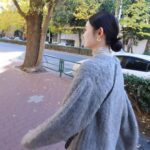 Seika Furuhata Instagram - ⠀ 休日のお出かけ~♪ この日はうちらが大好きな鰻を食べに行ったら 紅葉が綺麗でなんかめっちゃ得した気分☺️🍁 安定に鰻はテカテカで綺麗だし 美味しすぎた🥺🙏 ご飯食べる前は血糖値をがん!ってあげたくないから必ず酵素を摂取する用にしてる🙆‍♀️✨ 粉末タイプだからお水ですぐ溶けるし持ち運びにもぴったり👌 年末は忘年会とか爆食が続くと思うのでちょっとしたお守り代わりにオススメ🙌 真っ黒だから味は？？って思うかもだけど、、、笑 これがフルーティーで美味しいの🤣❤️ 置き換えにもいいかも♪ #PR#サポート酵素ドリンク#炭酵素#ドクターズナチュラルレシピ