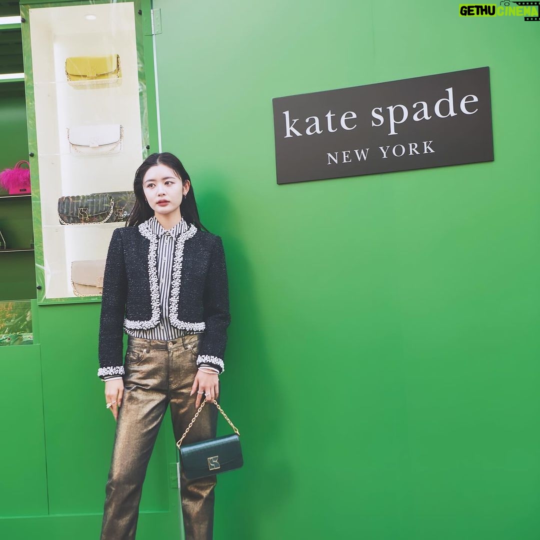 Seika Furuhata Instagram - ⠀ @katespadejapan 鞄もお洋服も可愛いけど アクセリーも沢山種類があるの🥺✨ 象をモチーフにしてたり 元気が出る様なビジュー使いだったり1つファッションに合わさるだけで、 華やかにしてくれるの🥰🥰🥰 ジャラ付け可愛い❤️❤️ 東急プラザ表参道原宿:おもはらの森でジュエリー中心のポップアップ開催してるみたいなので 是非行ってみてね♪ #katespadejapan #katespadenydakota #ケイトスペード