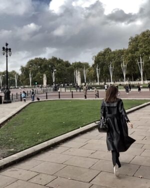 Sema Şimşek Instagram - Bir seri yürüyüş ✌🏼☺️ #semasimsek #london