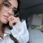 Sema Şimşek Instagram - Şair bilir mi ki bendeki seni✨ #semasimsek