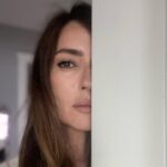 Sema Şimşek Instagram - İşte böyle bir şey babasız büyümek, 40 yıldır hep YARIM, EKSİK #yarım #eksik #baba #semasimsek #hamdişimşek