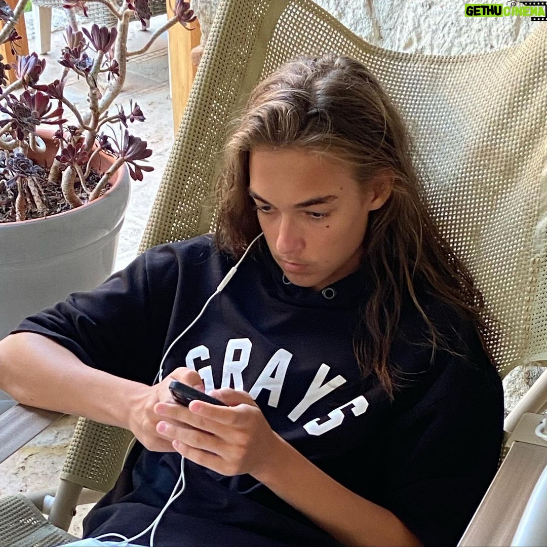 Sema Şimşek - 1.5K Likes - Kalbimin En Ferah Yeri! İyi Ki Ama İyi Ki Doğdun! Benim Doğurduğum, Senin Doğduğun Bu Güne Şükürler Olsun✨💛 #ruzgarhakki #semasimsek #anaoğul #kalbiminenferahyeri #oğlum