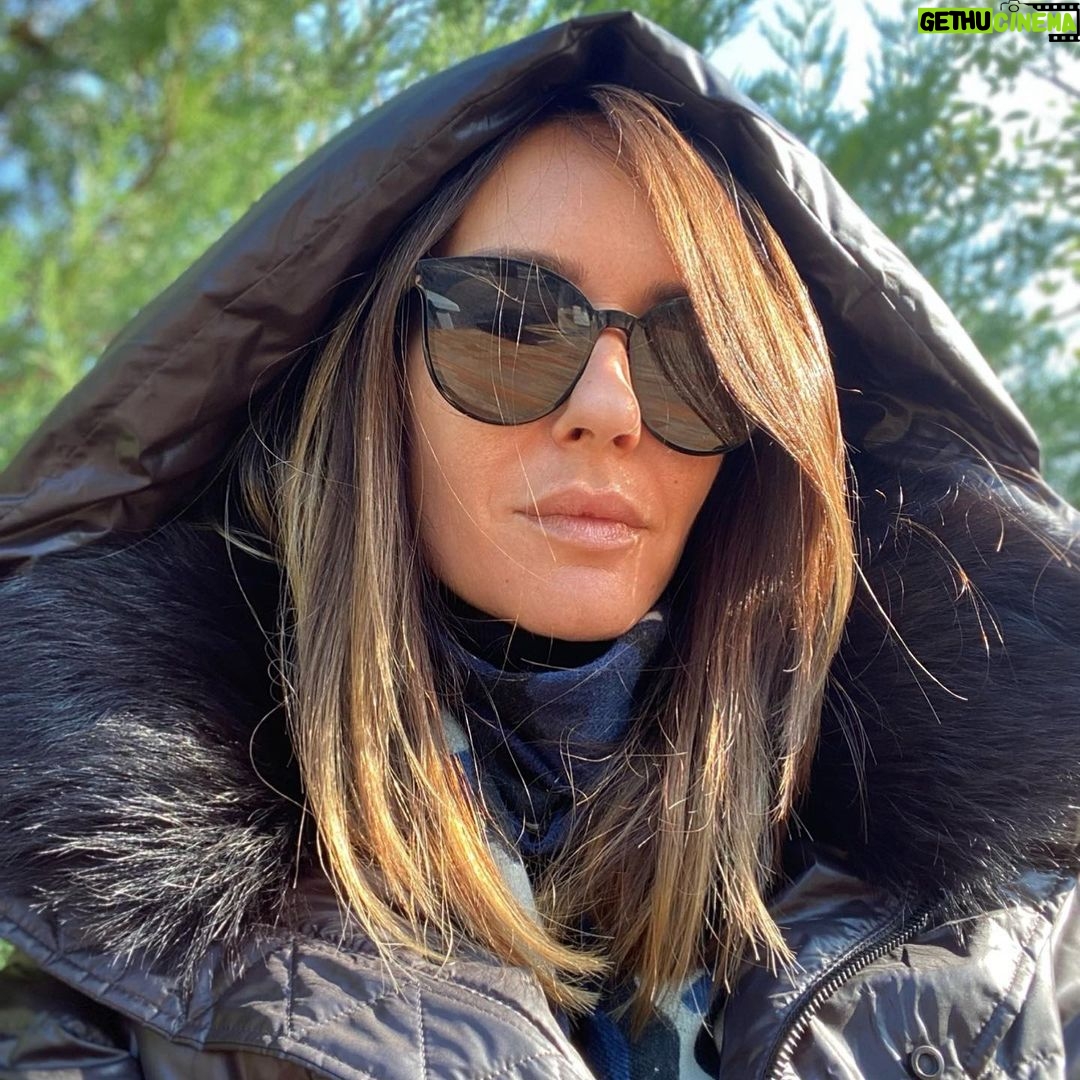 Sema Şimşek - 1.6K Likes - Kış güneşi… en sevdiğim ☀️ #semasimsek #kış #kışgüneşi