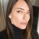 Sema Şimşek Instagram - ✨ ışık güzel olunca 🤭 #semasimsek