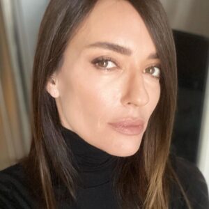 Sema Şimşek Instagram - ✨ ışık güzel olunca 🤭 #semasimsek