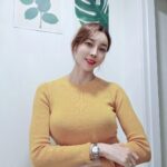 Seo Yeong Instagram - 이제 3시간 남짓... 2023년! 엄마로 열심히 살아냈다! 진짜 칭찬받아 마땅한 나님ㅋ 우리 모두 스스로에게 칭찬해주고 2024년도 모두 건강하고 행복하게 살아냅시다! 새해엔 나도 다시 본업복귀해서 나를 다시 찾아올 예정ㅋ 우와! 이제 빼박 40대인거지? 우와~~~신난다 야호...오...🤐 #happynewyear #andwego #2024