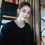 Seo Yeong Instagram - 늘 얘기해왔지만 좋은일이 생기길 바라는것보다 아무일도 생기지 않기를 바라는게 나아ㅋ 살아보니 그게 최고임👍 새해 둘째날, 산장에서 조금은 무료하고 조금은 지치지만 그래도 평온한 일상에 감사를😍 #소이야낮잠푹자줘 #엄마도제발자고싶어 #여보대패삼겹살사와 #어지럽고별이보여 #haveaniceweek