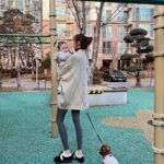Seo Yeong Instagram - 아주 오랜만에 푹 쉰 주말😍 우리 가족 넷🖤❤️💛🤎 #오늘같은밤이면 #과자먹고싶다 #여보과자많이사와 #goodmoment #goodnight