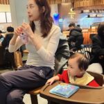 Seo Yeong Instagram - 며칠 몸이 좀 아팠다가 회복하는중🤒 그럼에도 불구하고 태어나서 단 한번도 아픈적이 없는 천하장사 신소이는 참 다행임😘 나의 건강을 다 빼앗아간 신소이인가^^;; #남편이수고많음 #내일도수고해주세요 #전우애 #haveaniceweekend 판교 아브뉴프랑 - Avenue France
