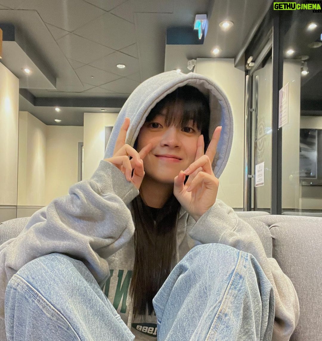 Seogi - 6.6K Likes - 얼죽평냉.