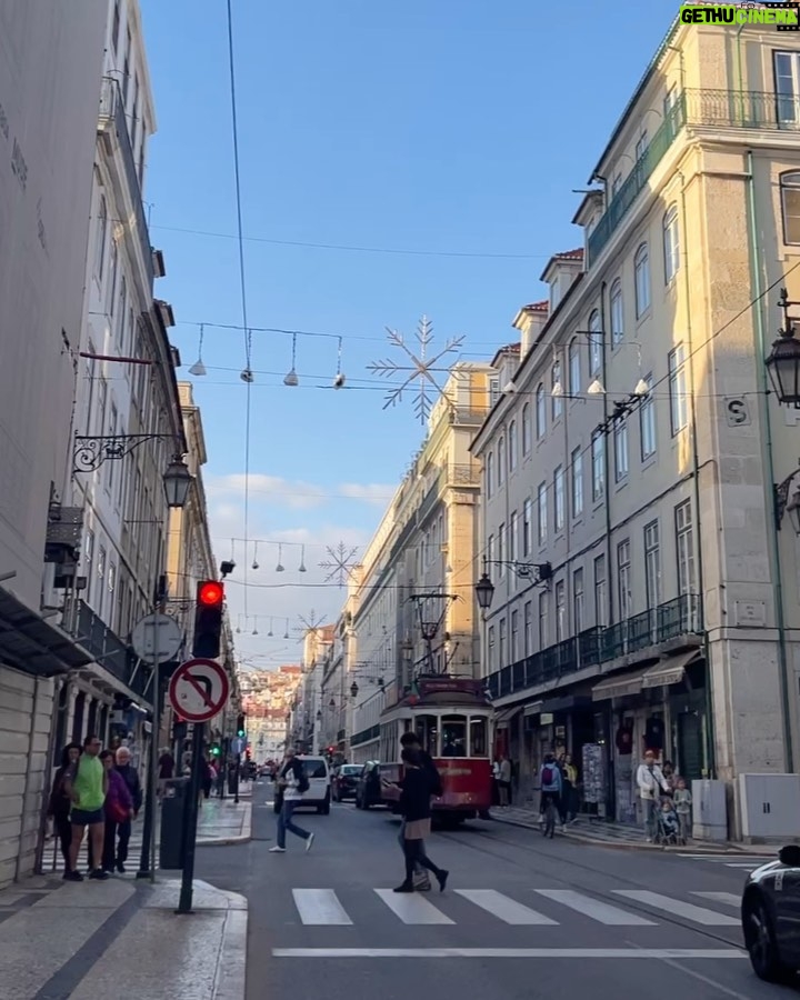 Seogi Instagram - 골때녀 유학 ! #오브리가도🤓 Portugal Lisbonne