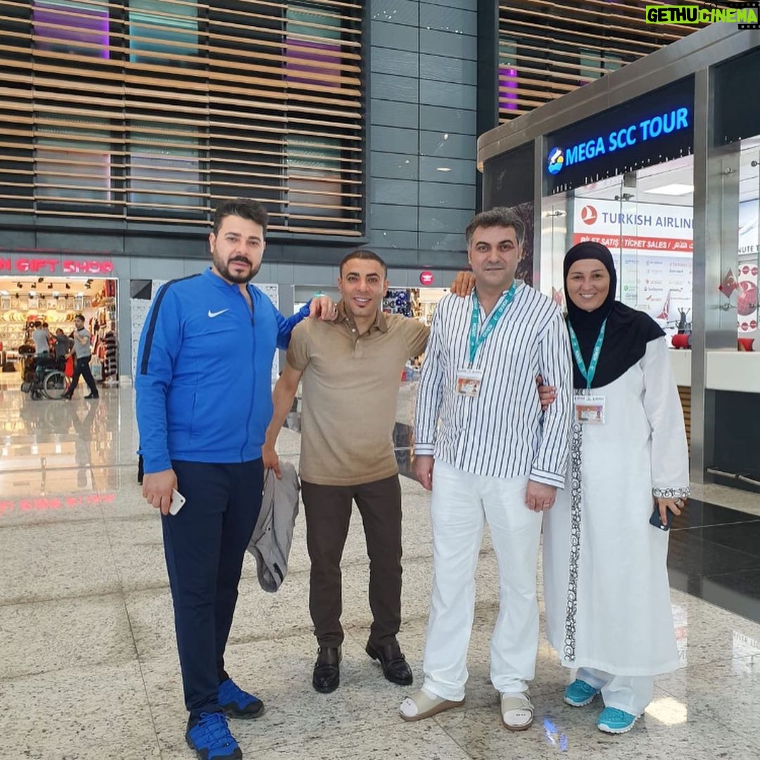 Serdar Çakmak Instagram - @mevlutdd Biz senden razıyız, Rabbim de razı olsun inşALLAH 🙏🏻 İstanbul Havalimanı / Istanbul Airport