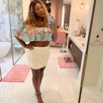 Serena Williams Instagram - Being confident is not always easy. Not even for me! Especially taking pics and being pregnant! Sometimes people close to you will try to take your joy- but it’s important to remember who you are and never be afraid to shine. #wordsofwisdom