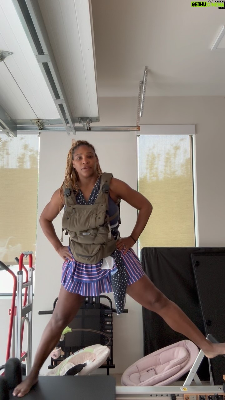 Serena Williams Instagram - LISTEN - I stay on “ready set” in case I have to RUN 🏃🏿♀️ and grab baby @adiraohanian …. But until then - burn inner thighs, BURN 🔥