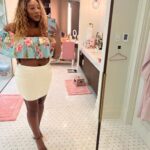 Serena Williams Instagram - Being confident is not always easy. Not even for me! Especially taking pics and being pregnant! Sometimes people close to you will try to take your joy- but it’s important to remember who you are and never be afraid to shine. #wordsofwisdom