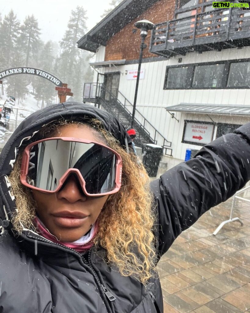 Serena Williams Instagram - I learned I love the snow ❄️