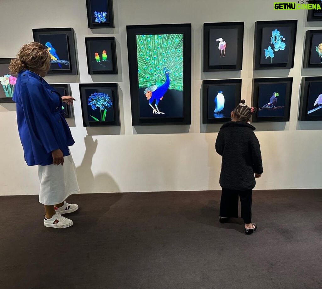 Serena Williams Instagram - Art viewing with @olympiaohanian is the best