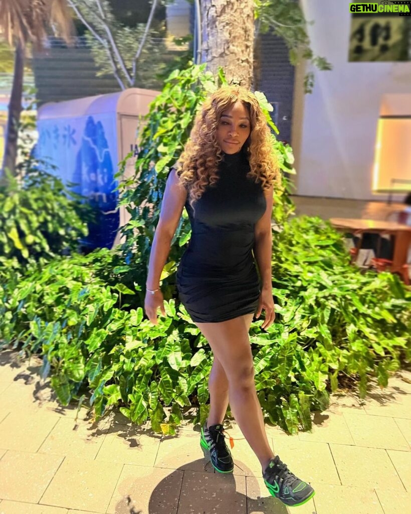 Serena Williams Instagram - Miami nights ✨